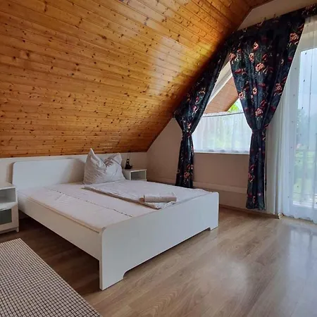 Appartamento Two-bedroom Near 5 Siófok