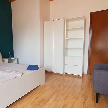 Two-bedroom Near 5 Appartamento Siófok