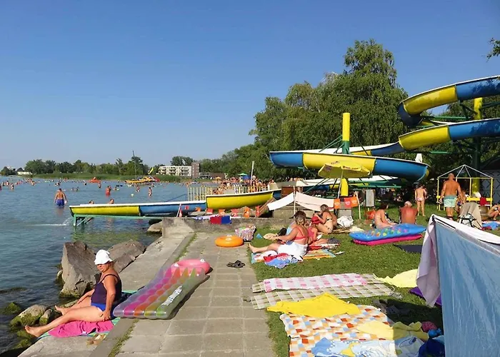 Apartment Two-bedroom Near 5