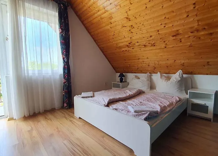 Apartment Two-bedroom Near 5