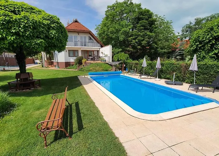 Apartment Two-bedroom Near 5 *